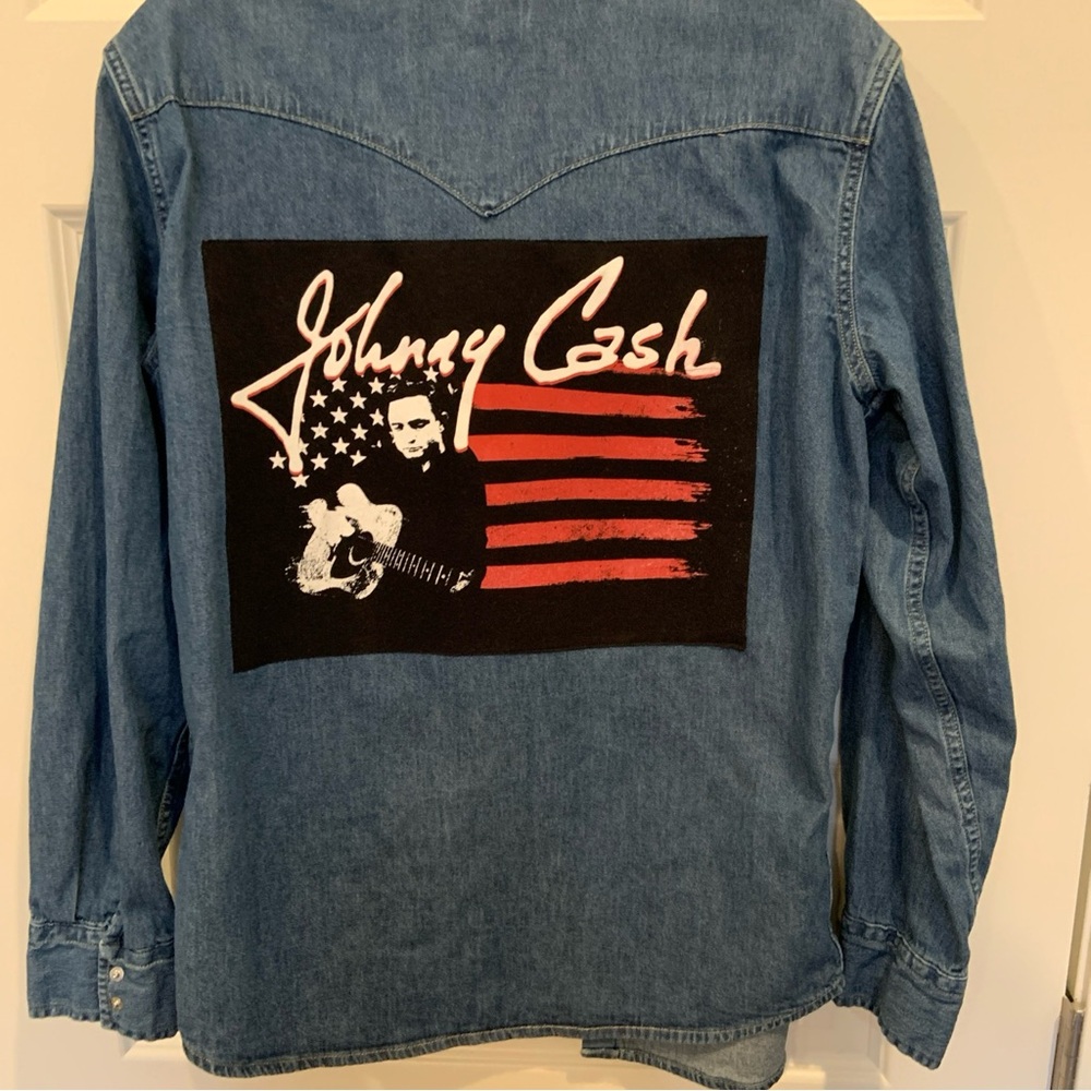 Custom Made Johnny Cash Graphic on Levi’s Western Pearl Snap Denim Shirt Sz M